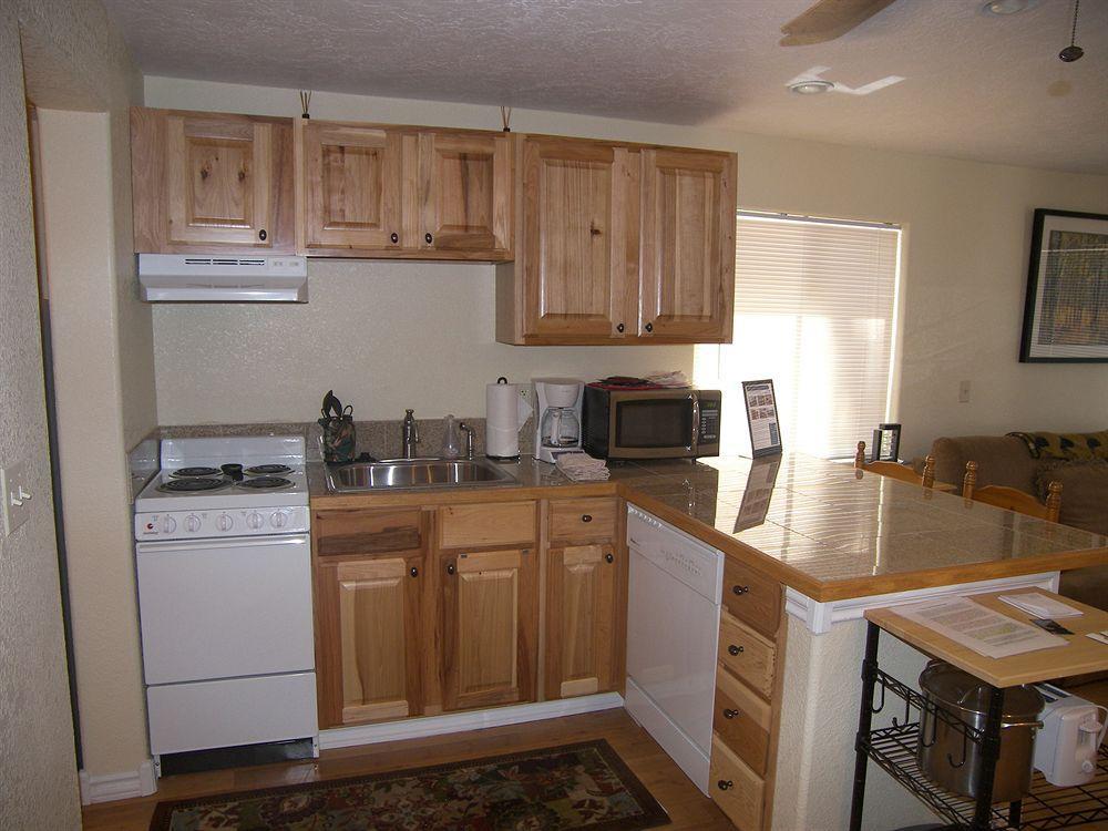 Rocky Mountain Resort Management Silverthorne Диллон Экстерьер фото